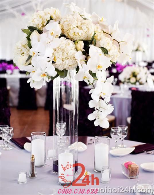 Dịch vụ cưới hỏi 24h trọn vẹn ngày vui chuyên trang trí nhà đám cưới hỏi và nhà hàng tiệc cưới | Hoa để bàn 13